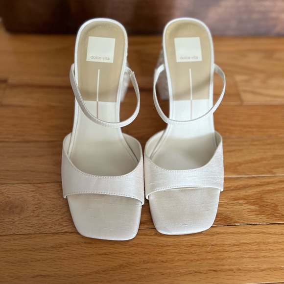 Dolce Vita Jenny Pearl Ivory Heel - Picture 3 of 6